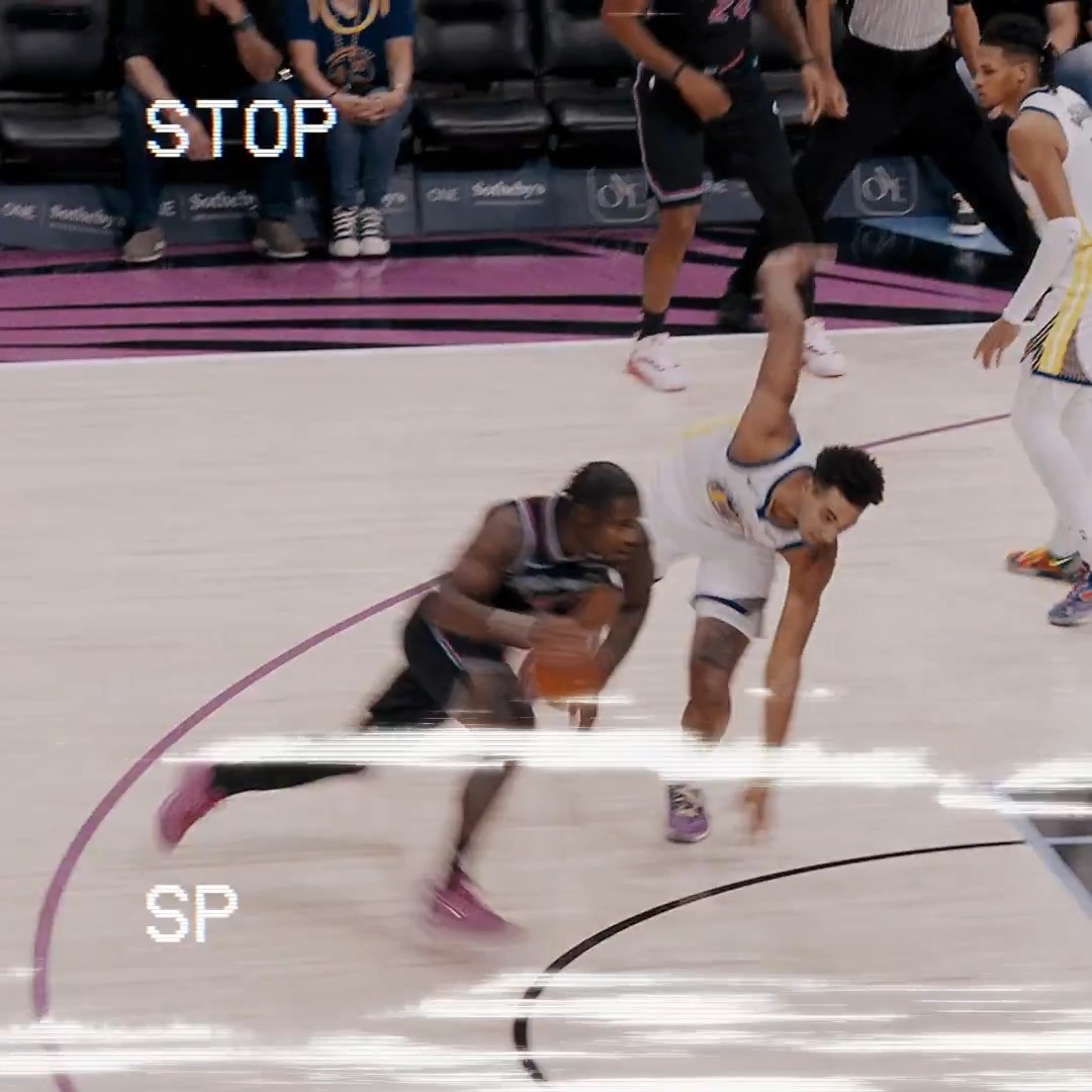 First bucket of the game caught the defense slippin 💦 Replay of the Night // AT&T