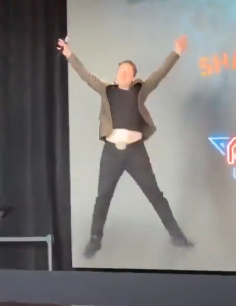 Happy Elon 🕺