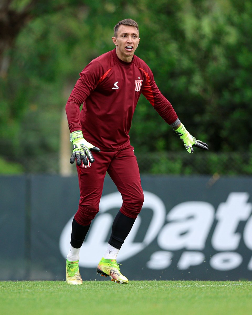 Un entrenamiento con nuestros arqueros 🧤🔛.