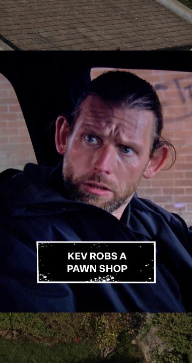 Kev, you've just committed a serious felony, now's not the time to be making jokes... 😳 #Emmerdale