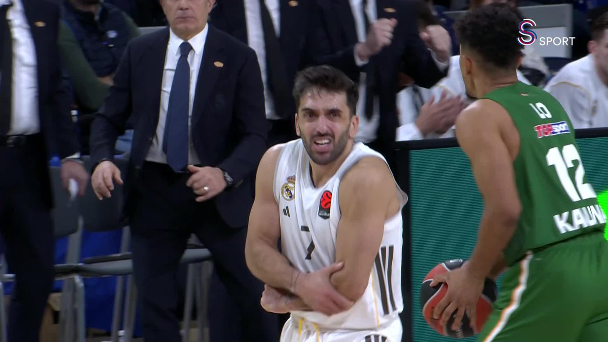 İNANILMAZ: Zalgiris öne geçebilecekken Maodo Lo, maçın en kritik anında hücum faul yaptı!