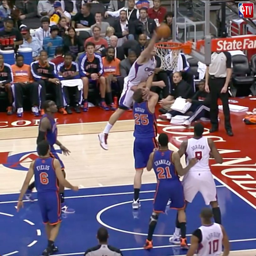 November 20, 2010: Blake Griffin posterizes Timofey Mozgov