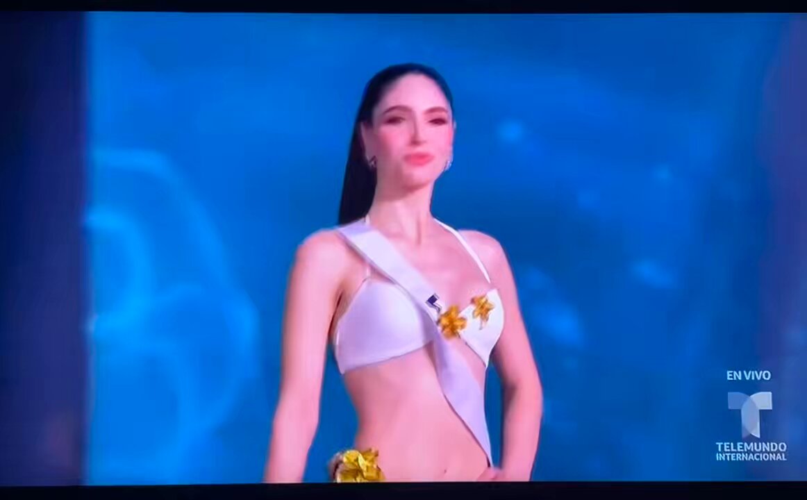 #MissUniverse VENEZUELA, Stephany Abasali en traje de baño #MissUniverse2025🇻🇪🇻🇪🇻🇪