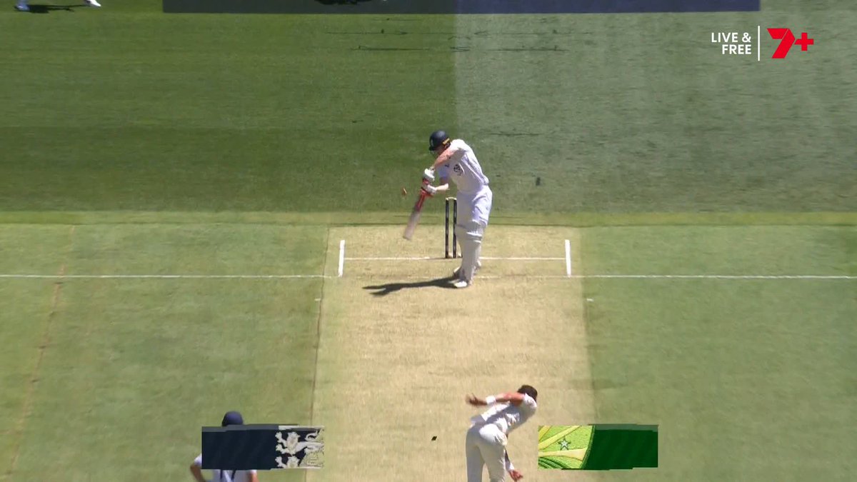 STARC. IN THE FIRST OVER! Gets the edge of Crawley and Khawaja holds on! #Ashes