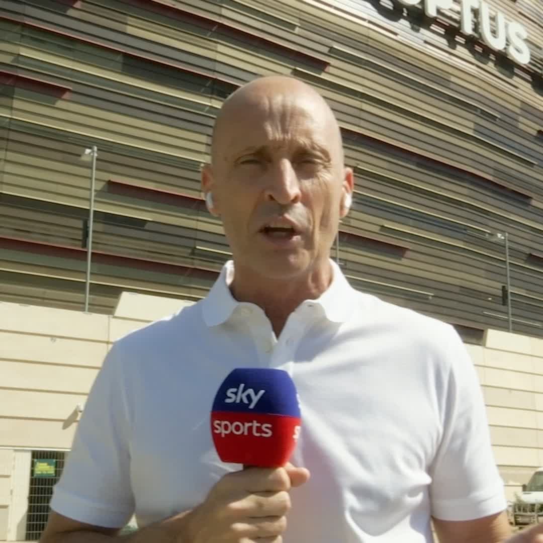 'He was outstanding Mitchell Starc' 🌟 Nasser Hussain reflects on Australia’s opening Ashes performance, with Starc taking a career-best 7–58 in Perth 🏏