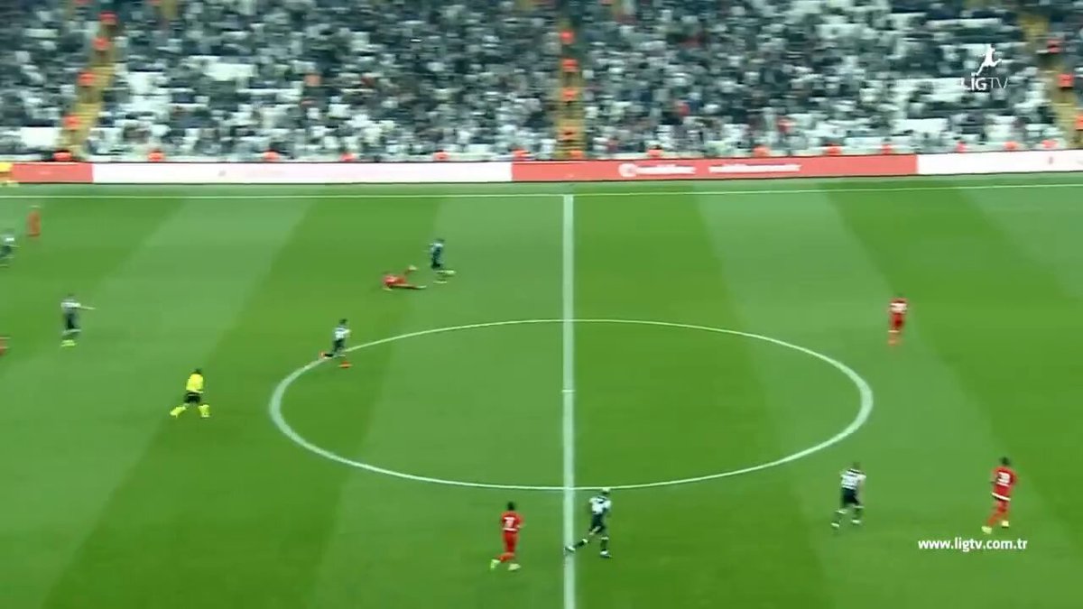 Seni izlemeyenler Osimhen’i forvet sanıyor amk
