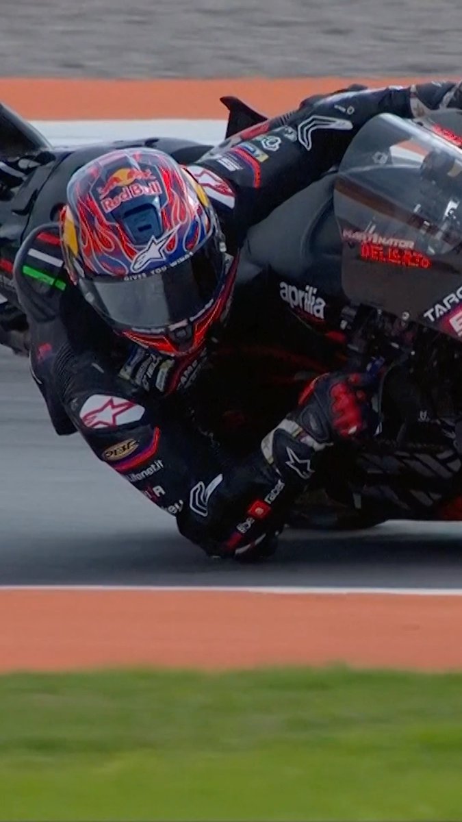 We've missed this riding style 🤩 Great to see Jorge Martin back in #MotoGP and hoping to see him back to his best in 2026 💪 #ValenciaGP