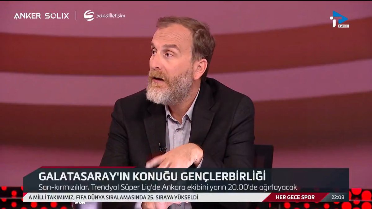 Galatasaray'ın Gençlerbirliği karşısındaki muhtemel 11'i: Günay, Singo, Davinson, Abdülkerim, Jakobs, Torreira, Lemina, Sara, Sallai, Sane, Barış. 💬Metin Karabaş: Osimhen'in Fenerbahçe maçında oynamasını bekliyorum, Yunus Akgün'ün Fenerbahçe maçında geniş kadroda olma ihtimali var. İlkay'ın St. Gilloise ve Fenerbahçe maçlarında olmasını bekliyorum. Galatasaray çok fazla maça çıkacak, Uğurcan hiç ara vermeden devam ediyor. Günay ile yaşanan başarı da ortada. Günay'ın oynamasını öngörü olarak söylüyorum.