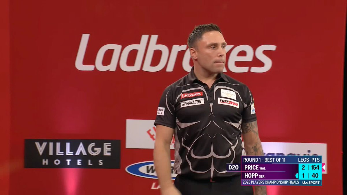 154 FROM PRICE! ❄️ Gerwyn Price cooly dispatches 154 to take three consecutive legs and lead 3-1 against Max Hopp! 📺 #PCFinals | R1
