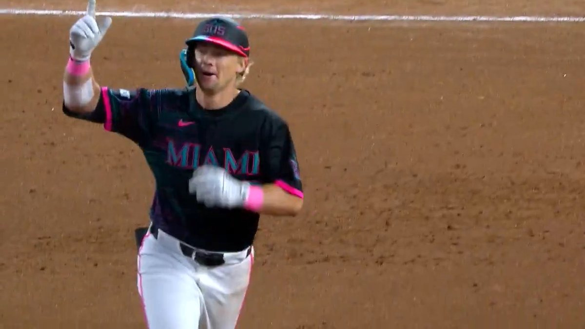 Top Plays of 2025: No. 91 Kyle Stowers hits a walk-off grand slam on a 102 MPH pitch!