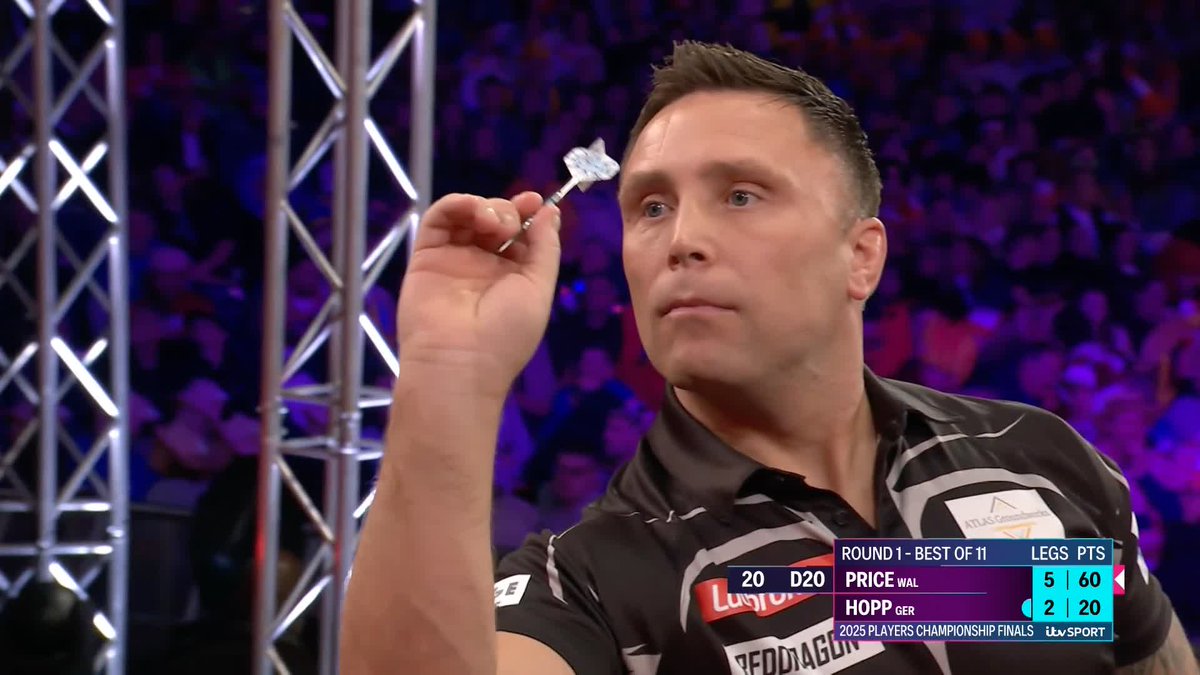 PRICE PREVAILS! Number one seed Gerwyn Price is comfortably through to Round Two after a 6-2 victory over Max Hopp. Coming up: Stephen Bunting v Ritchie Edhouse 📺 #PCFinals | R1