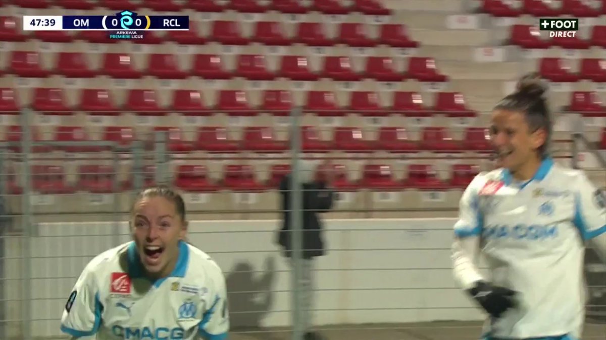LE MOUËL LIBÈRE L'OM 🔥 Une action d'école des Marseillaises et une sublime reprise en demi-volée de Margaux Le Mouël pour ouvrir le score face à Lens sur C+FOOT 🖥️