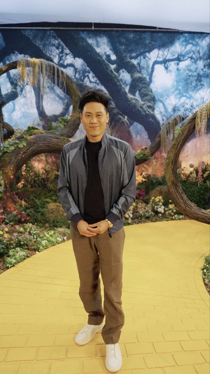 “Step into your fear and make the thing.” Director Jon M. Chu gives inspiration to future filmmakers everywhere.