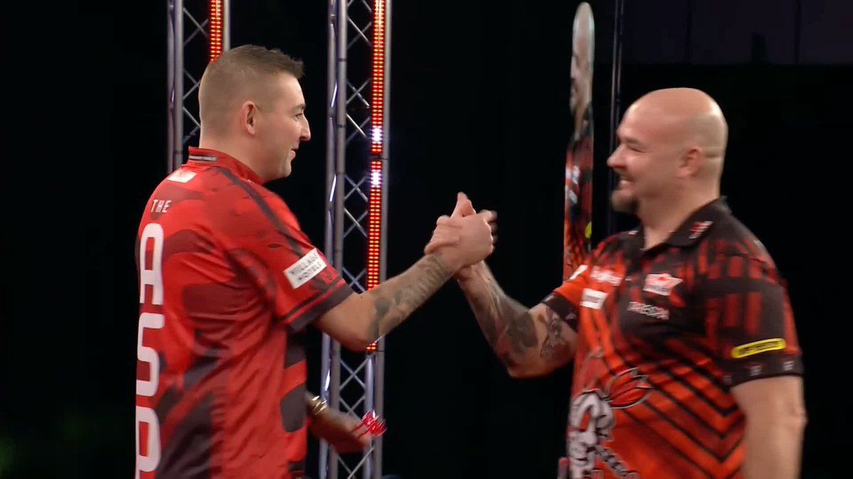 THE ASP MOVES THROUGH! 🐍 Nathan Aspinall wins a high-quality battle against Karel Sedlacek 6-3 to progress to Round Two, where he will face Richard Veenstra. Next game: Chris Dobey v Keane Barry 📺 #PCFinals | R1