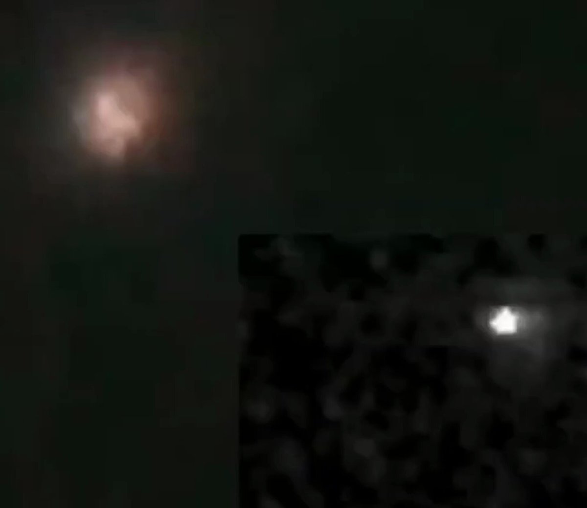 Three huge and proven 3I/ATLAS anomalies! In addition to its green-nickel coma (industrial), and powerful anti-tail, sunward jet (that cannot possibly be natural), we can see a ball-like spin in both an amateur video (upper left), and in the ESA video (lower right). The essence of science is reproducibility. You can take all three of these anomalies to the bank. NASA are promoting "fake science". Clowns in America. 🤡