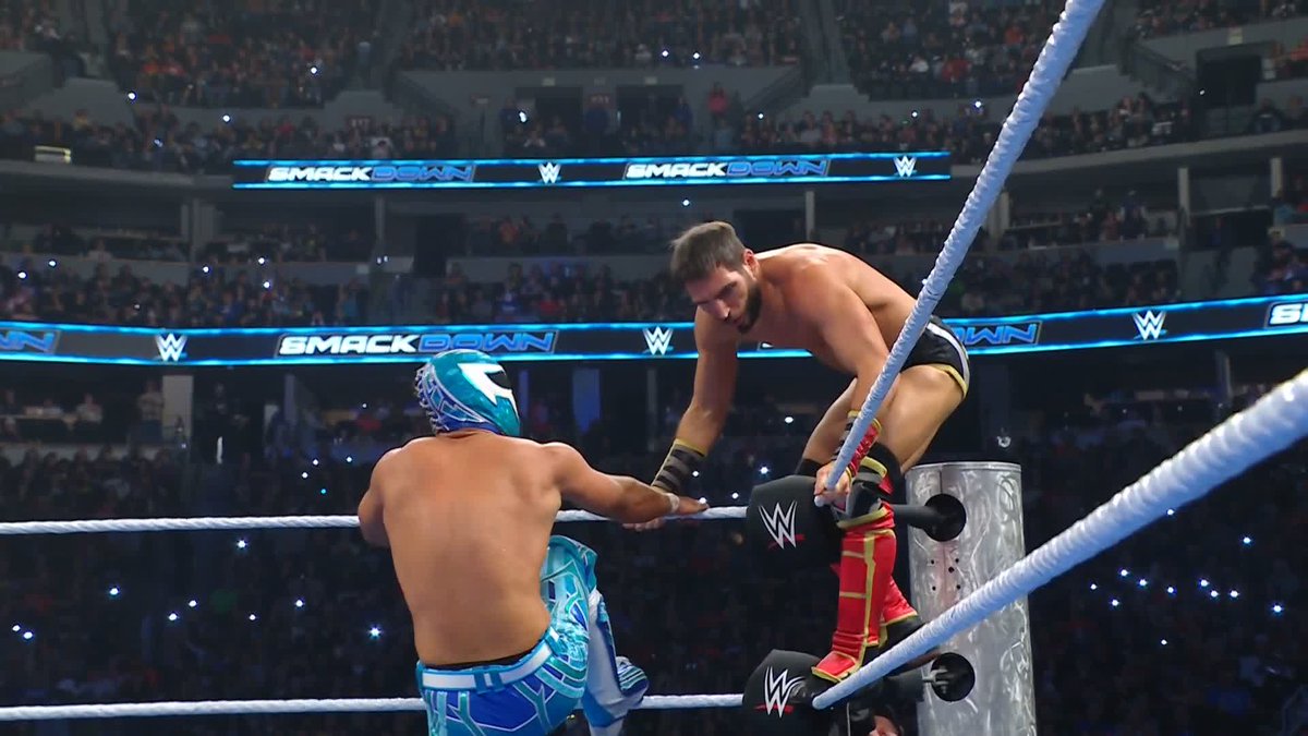 THE DISRESPECT!! Candice LeRae just ripped off Axiom's mask 😱