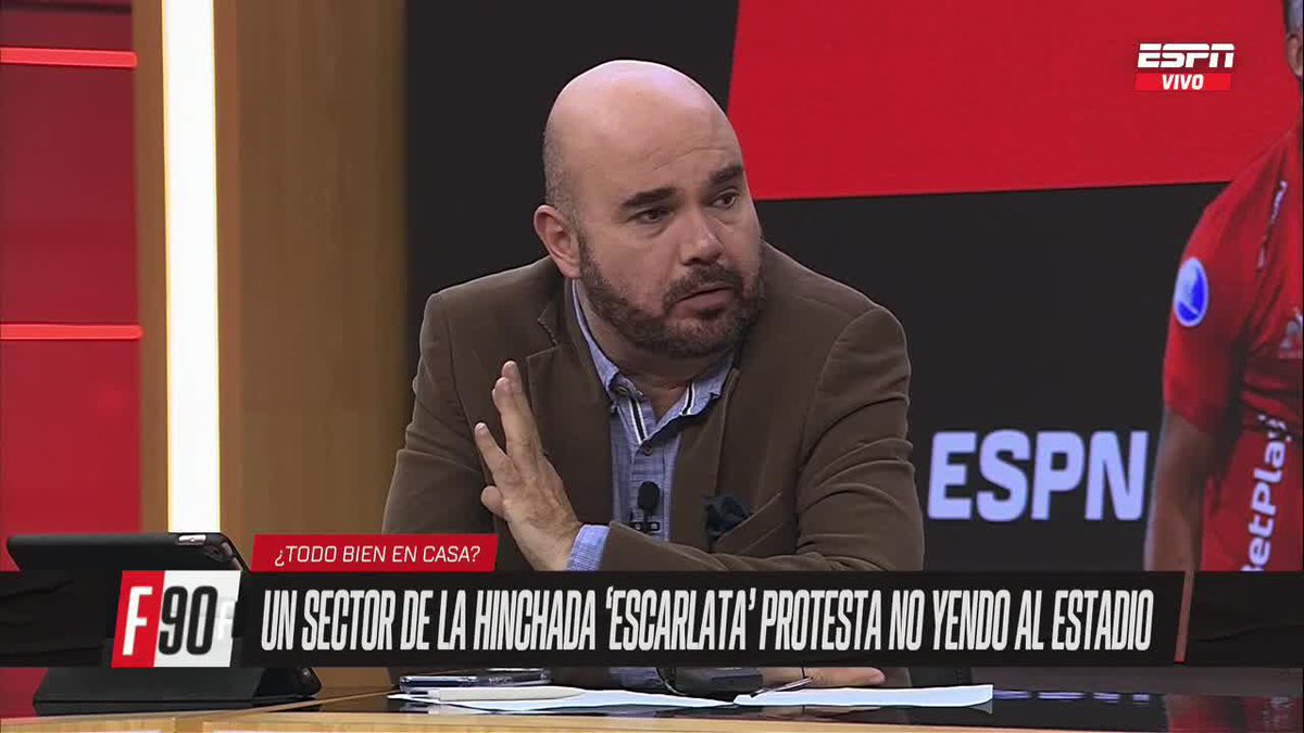 #ESPNF90Colombia | El clásico nocturno del fútbol ¿Qué tanto está influyendo la relación hinchada-equipo en el América? "Uno NO PUEDE abandonar al equipo, la mejor manera de protestar es IR A LA CANCHA" Andres Marocco Queremos leer tu opinión con #ESPNF90Colombia