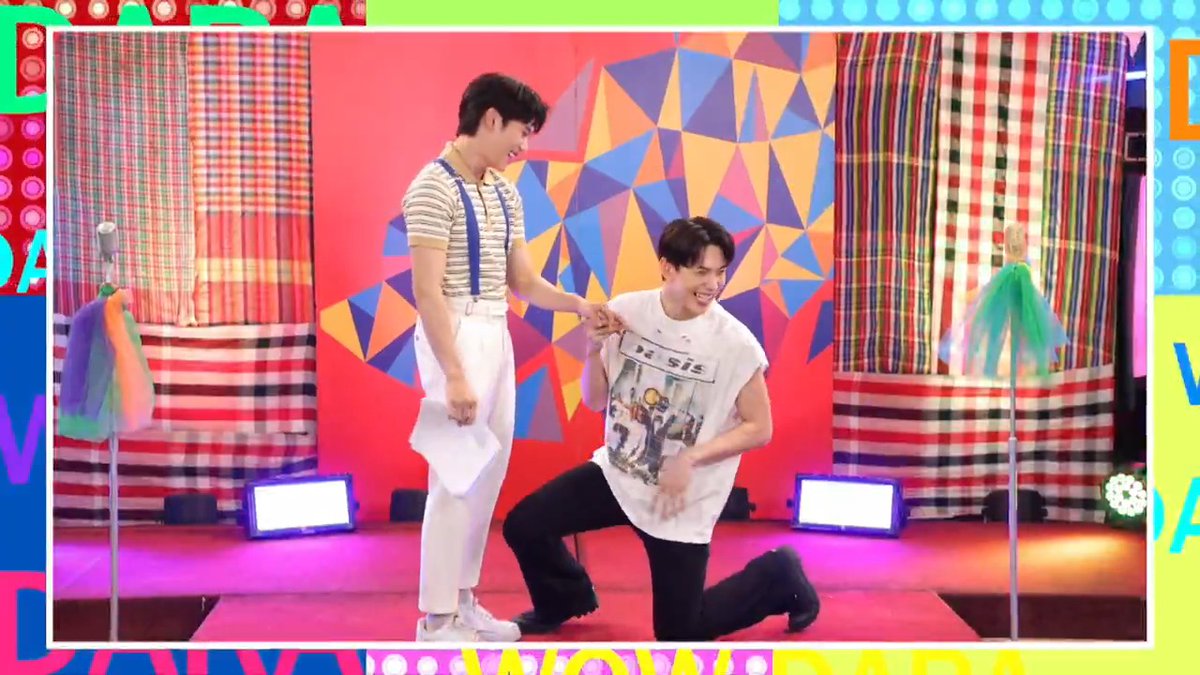 เมื่อ "ต้าห์อู๋ - ออฟโรด" มาเยือน 4 โพดำ เบื้องหลังจะฮาขนาดไหน อาทิตย์นี้มาชมกัน ว้าวดารา วันอาทิตย์ เวลา 10:45 น. รับชมทาง 📺 ดูทีวี ช่องวัน31 📲 ดูสดออนไลน์ ทางแอป oneD #ว้าวดารา #ช่องวัน31 #oneD