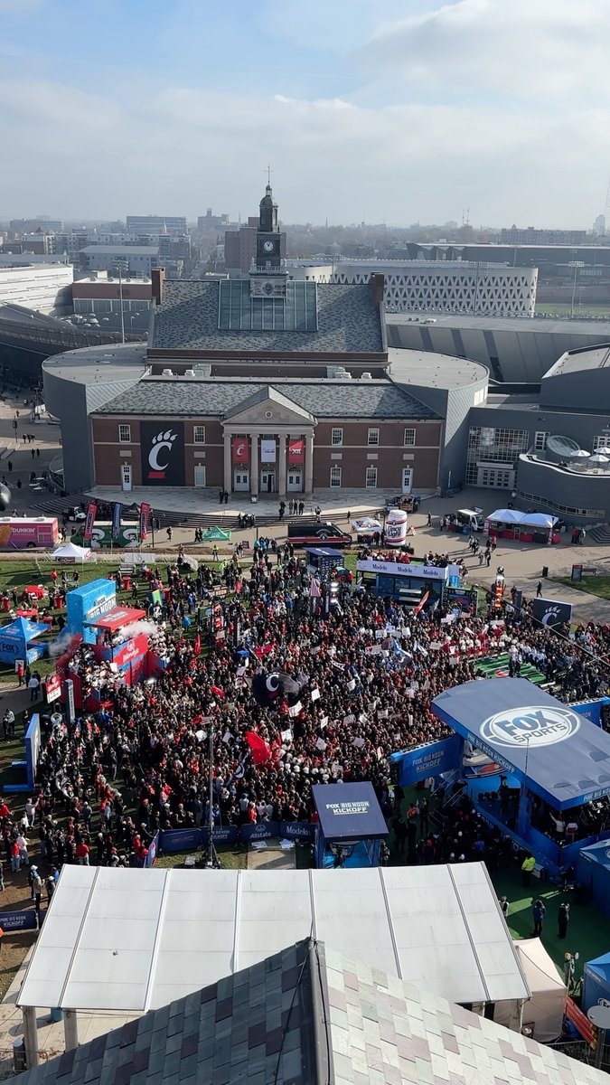 Today and always, University of Cincinnati is the place to be. 📍