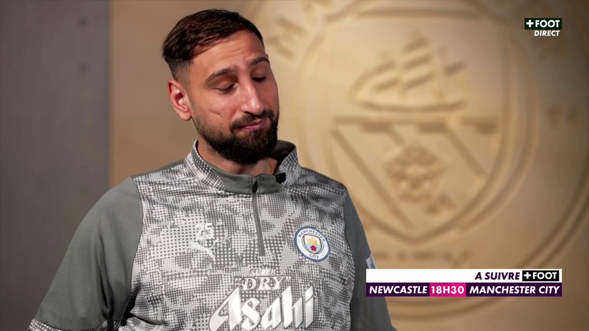 "Rayan Cherki est fantastique à voir" 🤩 Gianluigi Donnarumma est déjà fan de son nouveau coéquipier à Manchester City ⚡️ Un entretien à découvrir ce dimanche dans le Canal Football Club 🎁