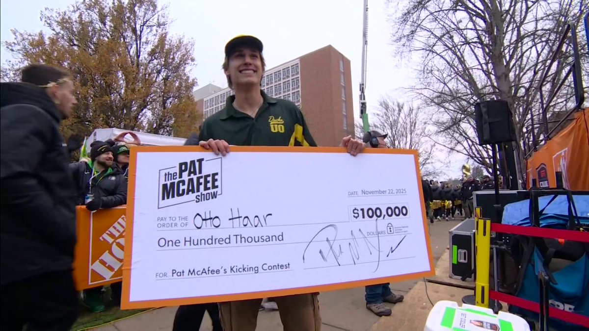 Riley and Otto were thisssssss close to taking Pat McAfee's money, or that's what Pat thought 😩 Otto made his second attempt and is taking home $100K! 💰