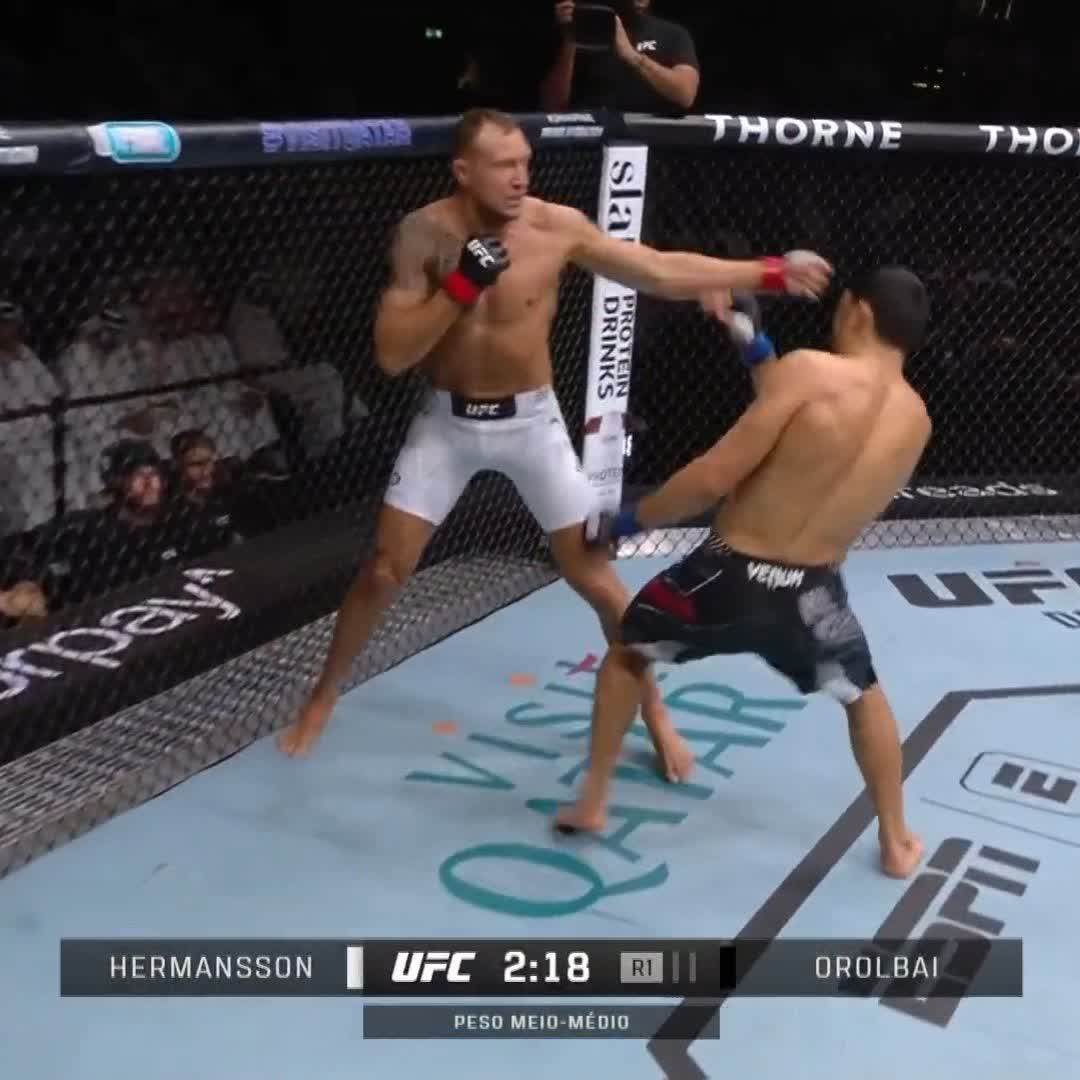 BRUTAL: O nocaute de 🇰🇬 Myktybek Orolbai sobre 🇳🇴 Jack Hermansson no UFC, agora há pouco, no Qatar. #UFC #UFCBR #UFCQatar