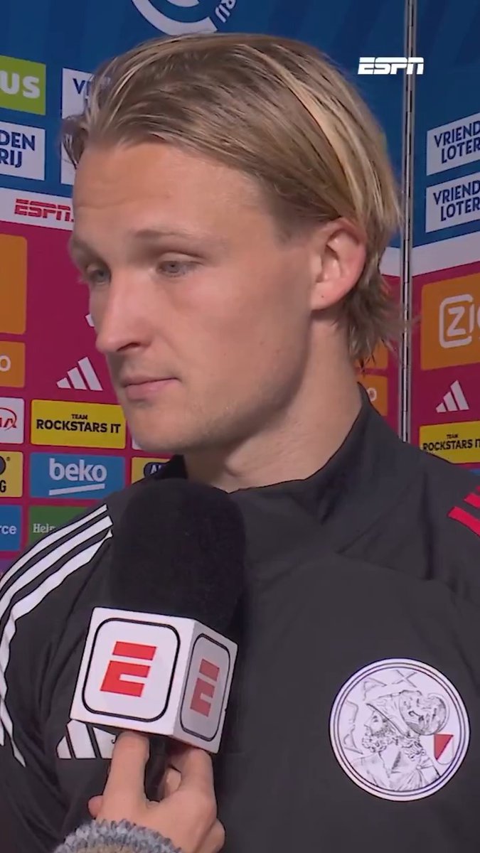 Kasper Dolberg 🤝 Wout Weghorst #ajaexc