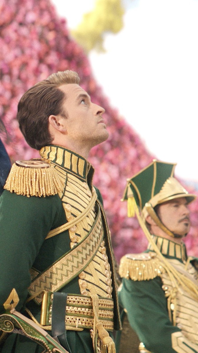 We’re seeing Fiyero through different eyes 💛
