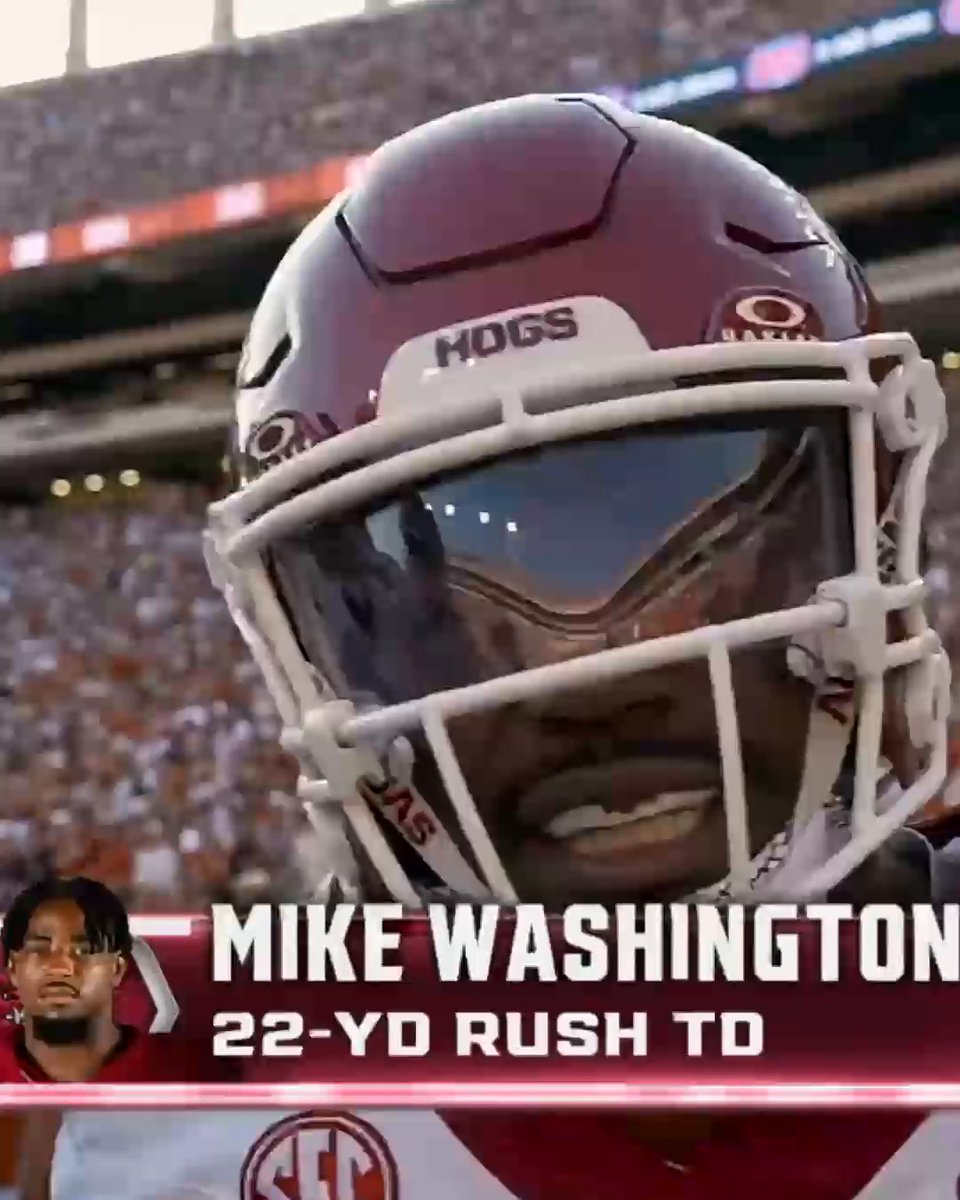 'I'M LIKE THAT!" 😤 Mike Washington Jr. TRUCKED the Texas defender for the TD 🔥