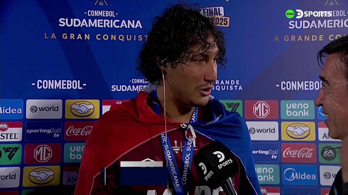 "PARA NOSOTROS ERA DEJAR LA VIDA EN CADA PELOTA" ⚔️ 🇵🇾 José Canale habló sobre el DUELO que tuvo con Hulk a lo largo de los 120' en la final de la CONMEBOL #SudamericanaEnDSPORTS. #Sudamericana 🎙️ Marcelo Benedetto