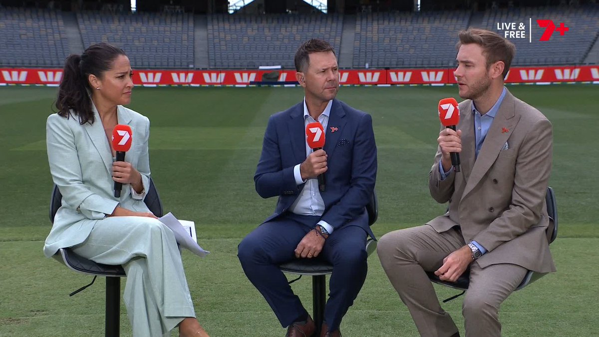 🗣️ "It was the first time I've seen Ben Stokes - who is a brilliant tactical leader - just look around and go, 'I'm not exactly sure what the plan is here, what I should do. "And they tried everything." - @stuartbroad8 on the impact of Travis Head's innings #Ashes