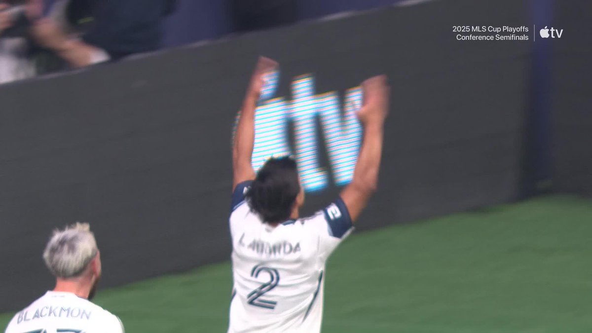Vancouver scores again! 😤 Mathias Laborda strikes off the Thomas Müller rebound to put X - Vancouver Whitecaps FC ahead 2-0. // Audi MLS Cup Playoffs