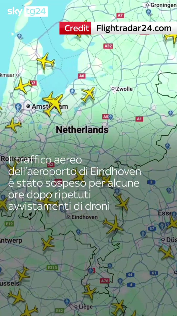 Il 22 novembre il traffico aereo dell’aeroporto di Eindhoven è stato sospeso per alcune ore dopo ripetuti avvistamenti di droni. Le rotte sono state deviate intorno alle 20:00 e un volo Transavia da Alicante è stato temporaneamente dirottato su Rotterdam. Il ministro della Difesa Ruben Brekelmans ha annunciato la ripresa dei voli intorno alle 23:00, senza fornire dettagli sulle misure adottate. Il giorno precedente l’aeronautica dei Paesi Bassi aveva già usato armi contro droni avvistati sopra la base di Volkel