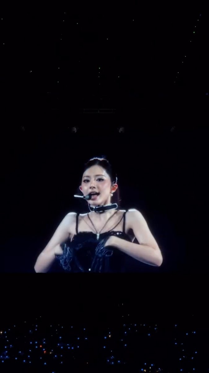 PONYTAIL TZUYU DIVE IN FOR TAIWAN
