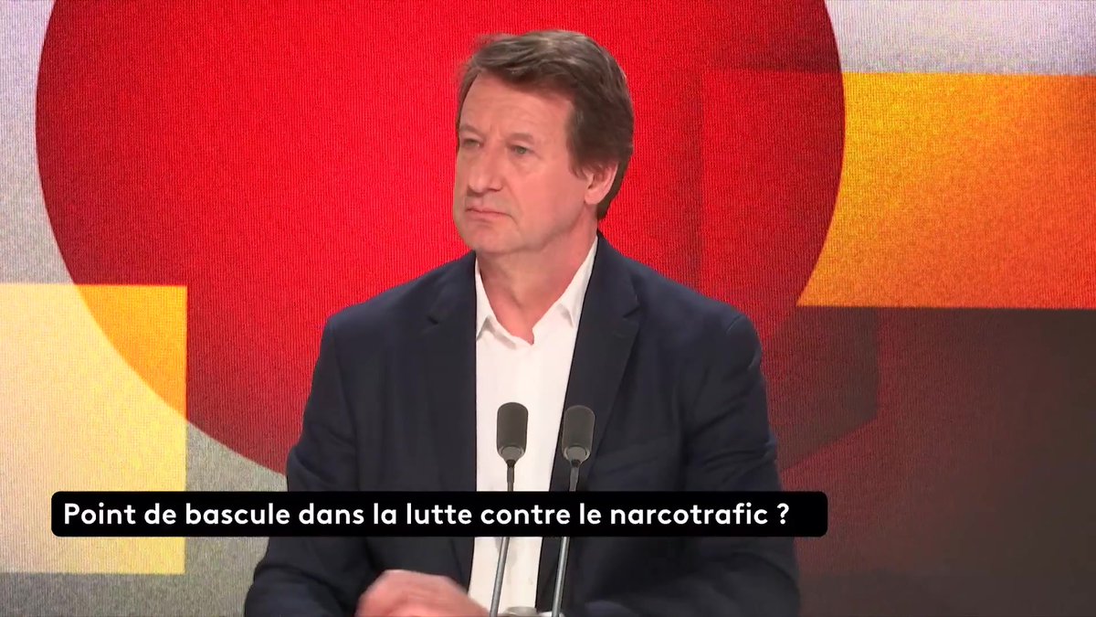 Narcotrafic : la légalisation du cannabis serait "le coup le plus dur porté à la mafia", estime le sénateur écologiste Yannick Jadot. Ainsi, dit-il, on peut "concentrer les moyens sur les drogues dures et le crime organisé". #Questionspol