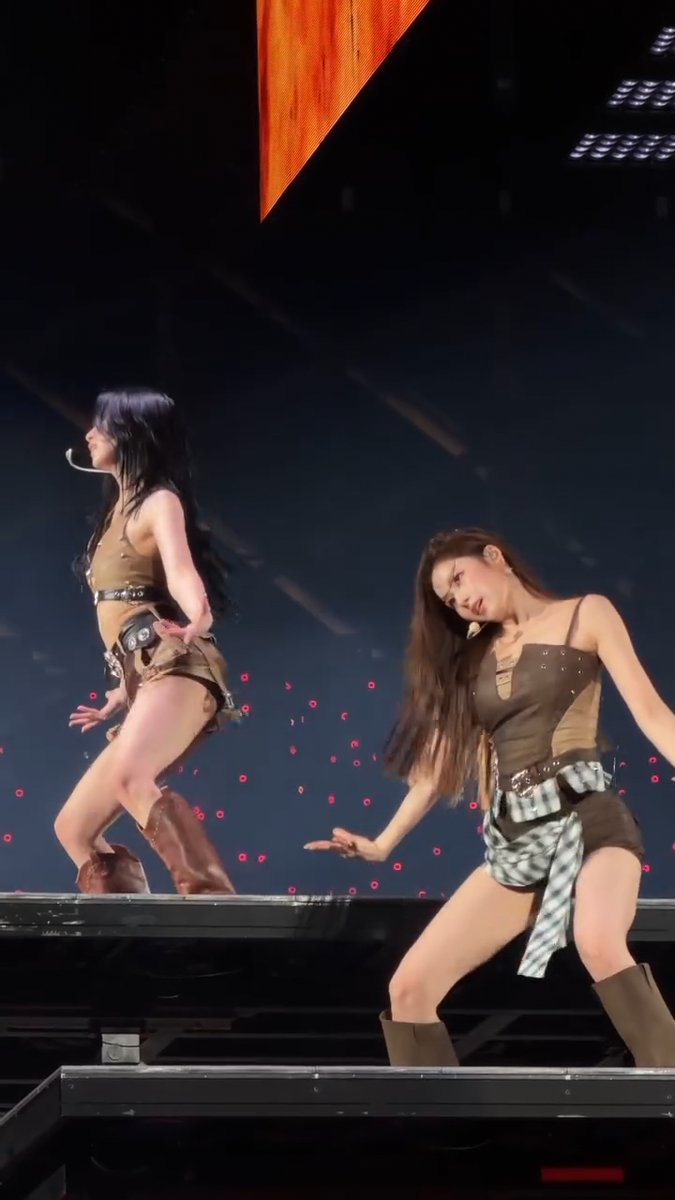 RIGHT HAND GIRL MINA AND SANA