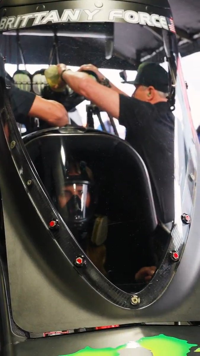 One more for the fans! Awesome moment at Pomona as BrittanyForce climbed in the dragster for one last warmup… throttle whack included! John Force Racing