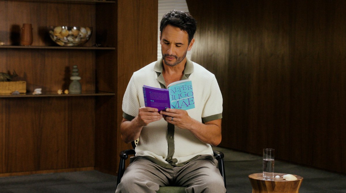 Do filme ao livro, Rodrigo Santoro acerta em todas as interpretações de O Filho de Mil Homens.