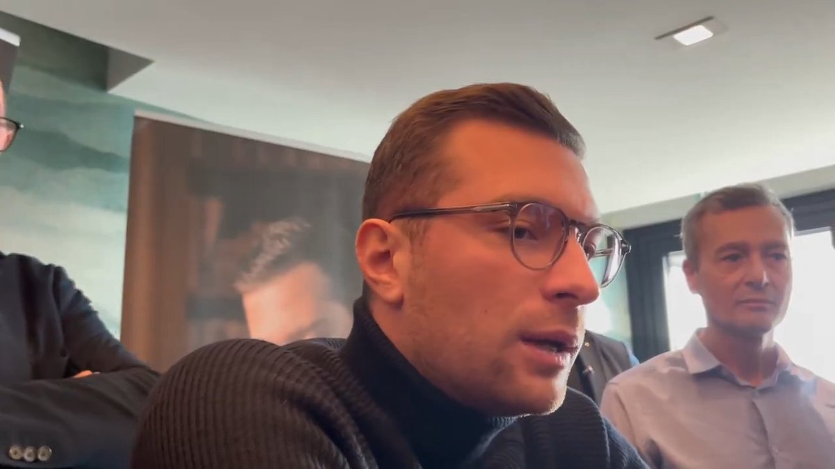 Ce qui revient souvent chez les Français que je rencontre, c'est "ne nous lâchez pas". On apparaît comme leur porte-voix, capable de traduire, sur le plan politique, ce qu'ils ont au fond du cœur. C'est pour nous une immense responsabilité. #Bretagne