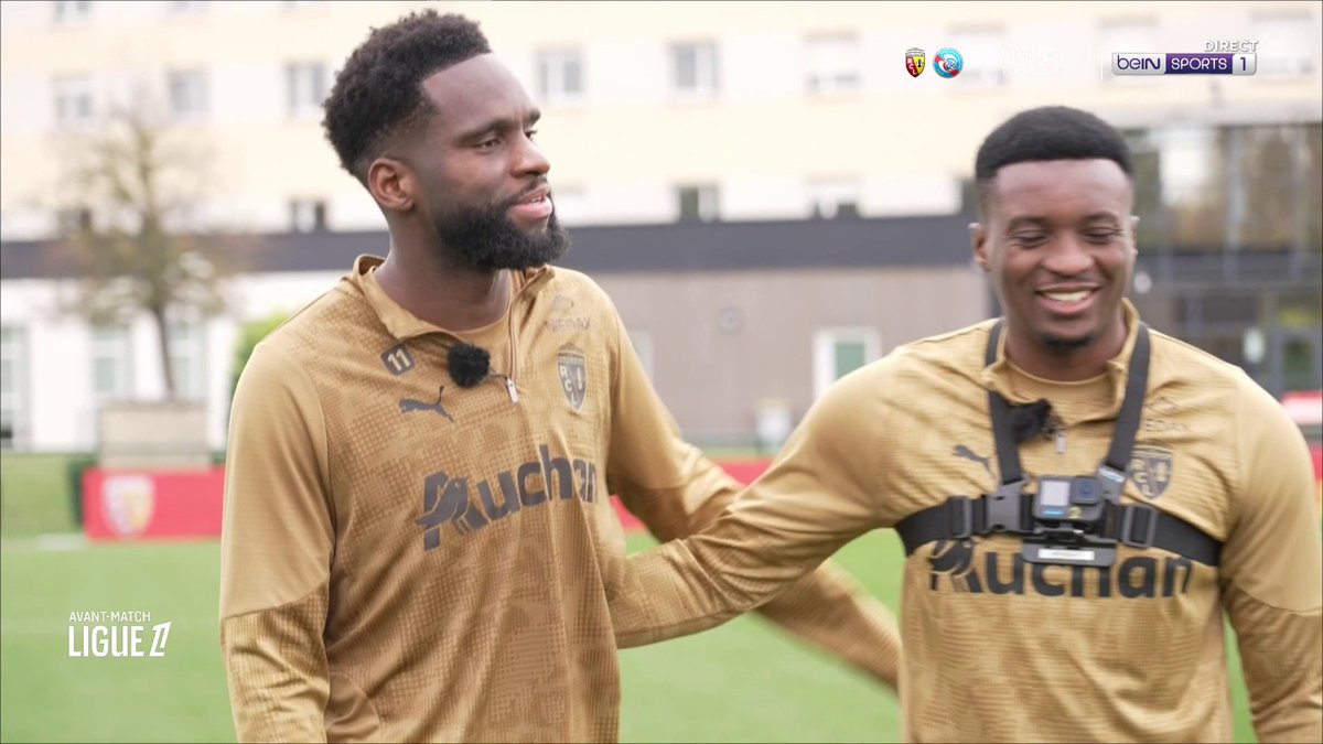 Ex-joueur, Benjamin Moukandjo ๐จ๐ฒ a dรฉfiรฉ Odsonne Edouard ๐ซ๐ท sur des exercices techniques Le Lensois a eu vraiment chaud ๐ญ๐ญ ๐ฅ beIN SPORTS
