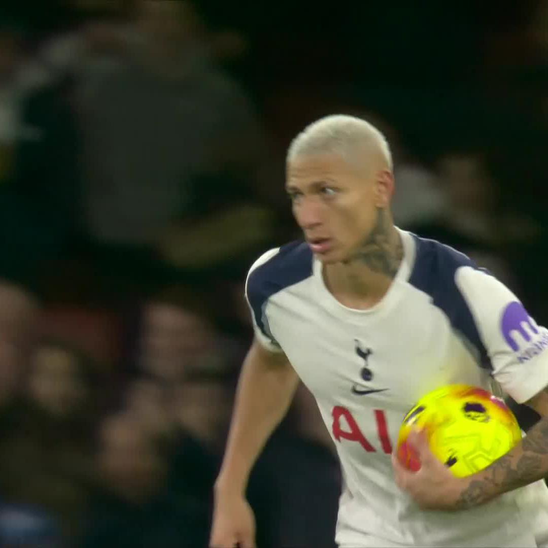 Richarlison grabs a lifeline for Spurs 🤯🎯 📺 Stream #ARSTOT on DStv: