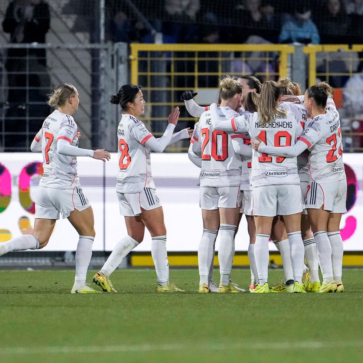 Topspielsieg - und was für einer! 😮‍💨 📺 Die Highlights in voller Länge bei FC Bayern TV PLUS: