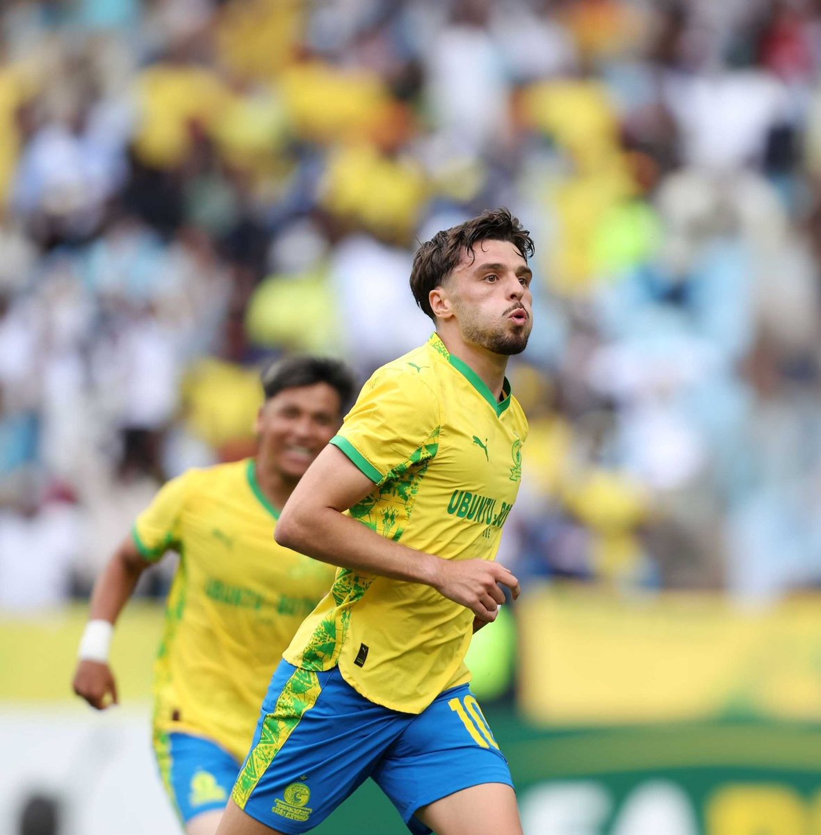 Nuno Santos opens his campaign with 2 goals and 1 assist. 👏 One to watch for sure! #TotalEnergiesCAFCL | Football Together