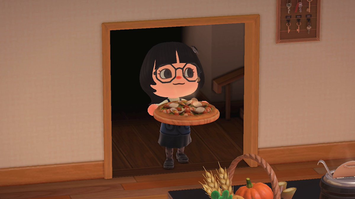 Who's doing Friendsgiving best? #AnimalCrossingNewHorizons