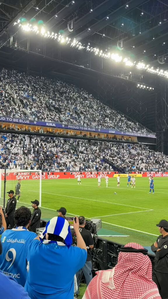 جرب تعيدها وبس Sergej Milinković-Savić
