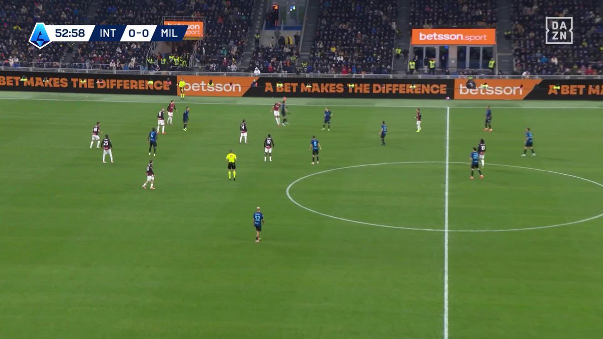 🚨 𝗟’𝗔𝗖 𝗠𝗜𝗟𝗔𝗡 𝗔 𝗣𝗜𝗤𝗨𝗘́ ! 𝗟’𝗔𝗖 𝗠𝗜𝗟𝗔𝗡 𝗔 𝗠𝗔𝗥𝗤𝗨𝗘́ ! ⚽️❤️🖤 Allegri fait du Allegri dans le derby et… 𝗖̧𝗔 𝗠𝗔𝗥𝗖𝗛𝗘 𝗣𝗢𝗨𝗥 𝗟’𝗜𝗡𝗦𝗧𝗔𝗡𝗧 ! Pulisic 🇺🇸 ouvre le score dans le derby ! 🎥 DAZN France
