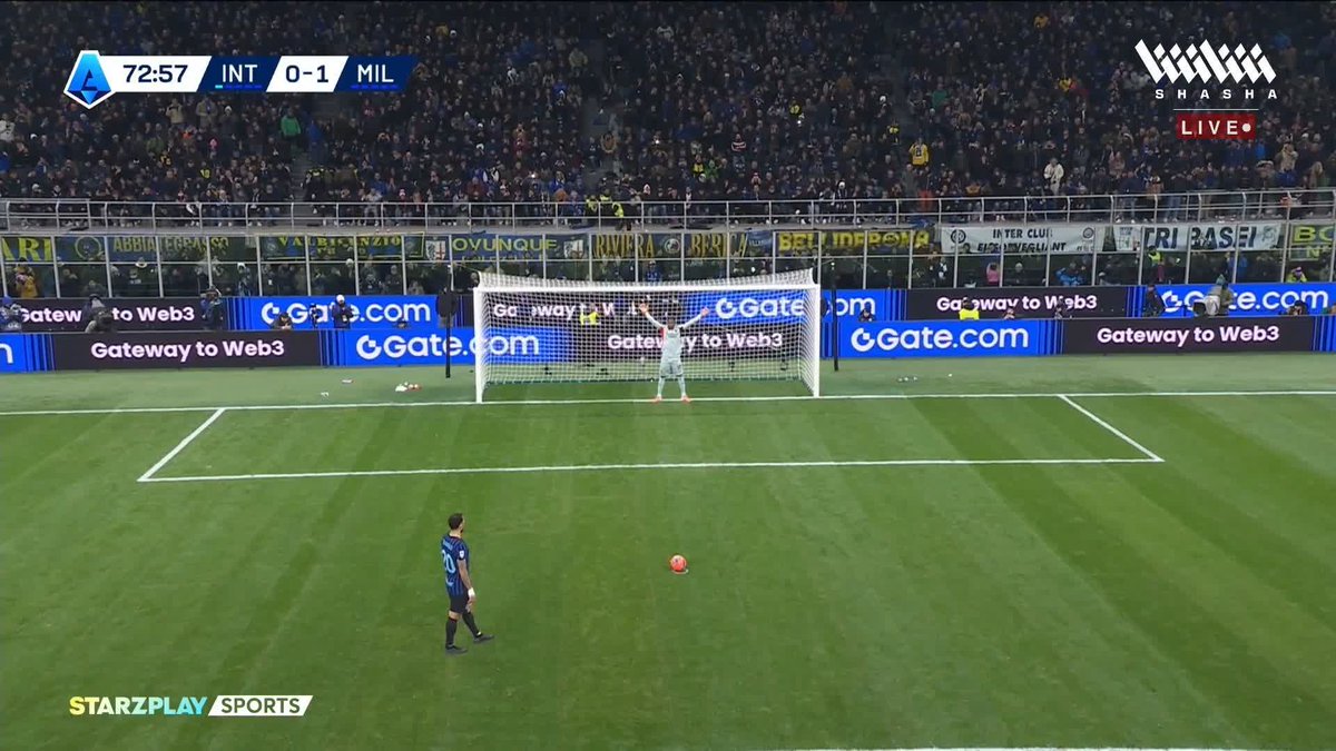 يا ولد يا ماينان 👏 الحارس الفرنسي يتصدى لركلة جزاء هاكان بنجاح 🧤✅ تابعوا ديربي الغضب في #الكالتشيو_على_شاشا 🇮🇹🔥 اشترك الآن 📺