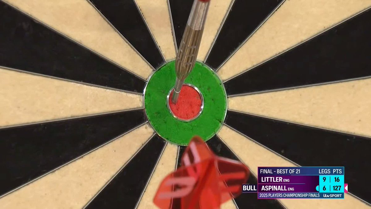 I'M ALIVE, HE SAYS! What a shot, Nathan Aspinall 🤯 With Luke Littler sitting on 16, Aspinall takes out a massive 127 checkout to stay alive in this tie! It's 9-7 to Littler! 📺 #PCFinals | Final