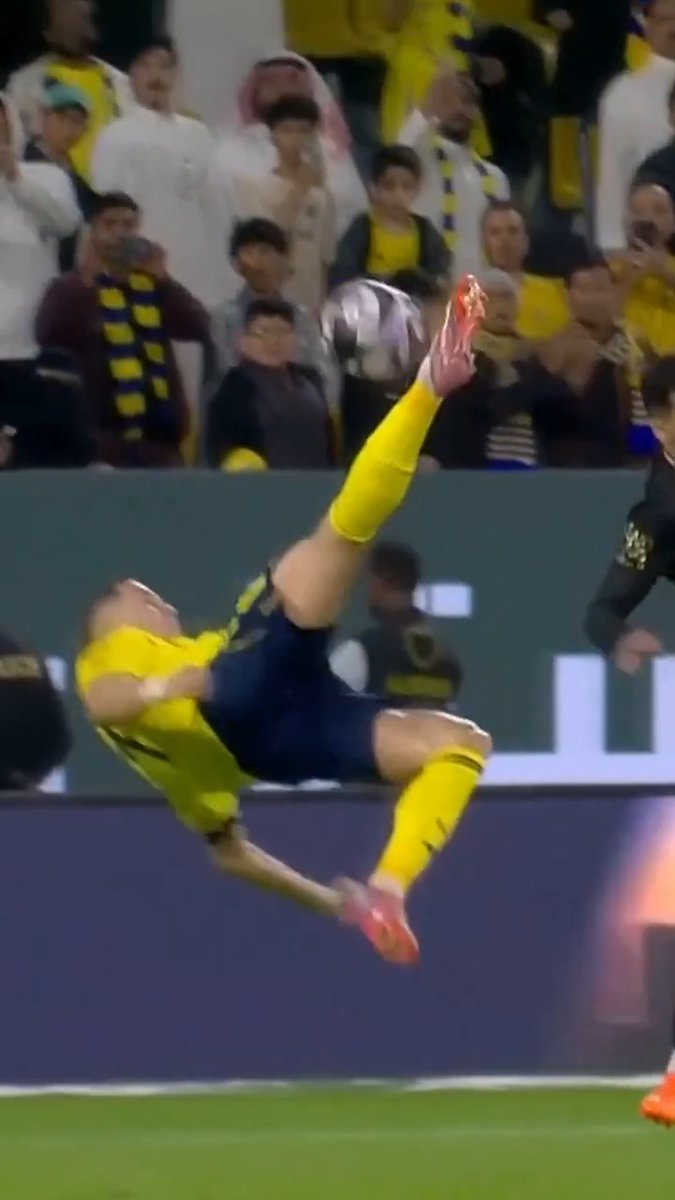 Cristiano Ronaldo's sensational bicycle kick for Al Nassr today 😱