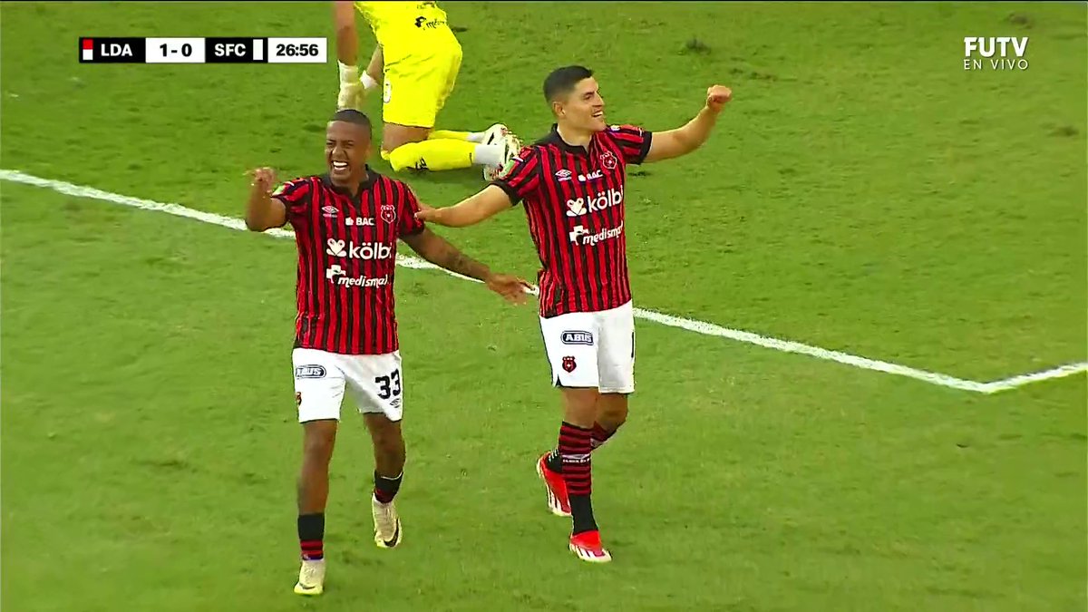 ⏰ 26’ Gol de Ronaldo Cisneros y Alajuelense aumenta la ventaja ante Sporting.